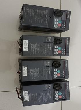 四台变频器，FR-E720-0.4K，三台，D720