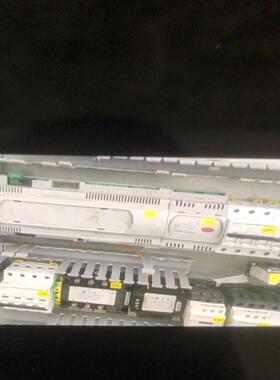 CAREL PCO1010CS0 卡乐控制器这个已出