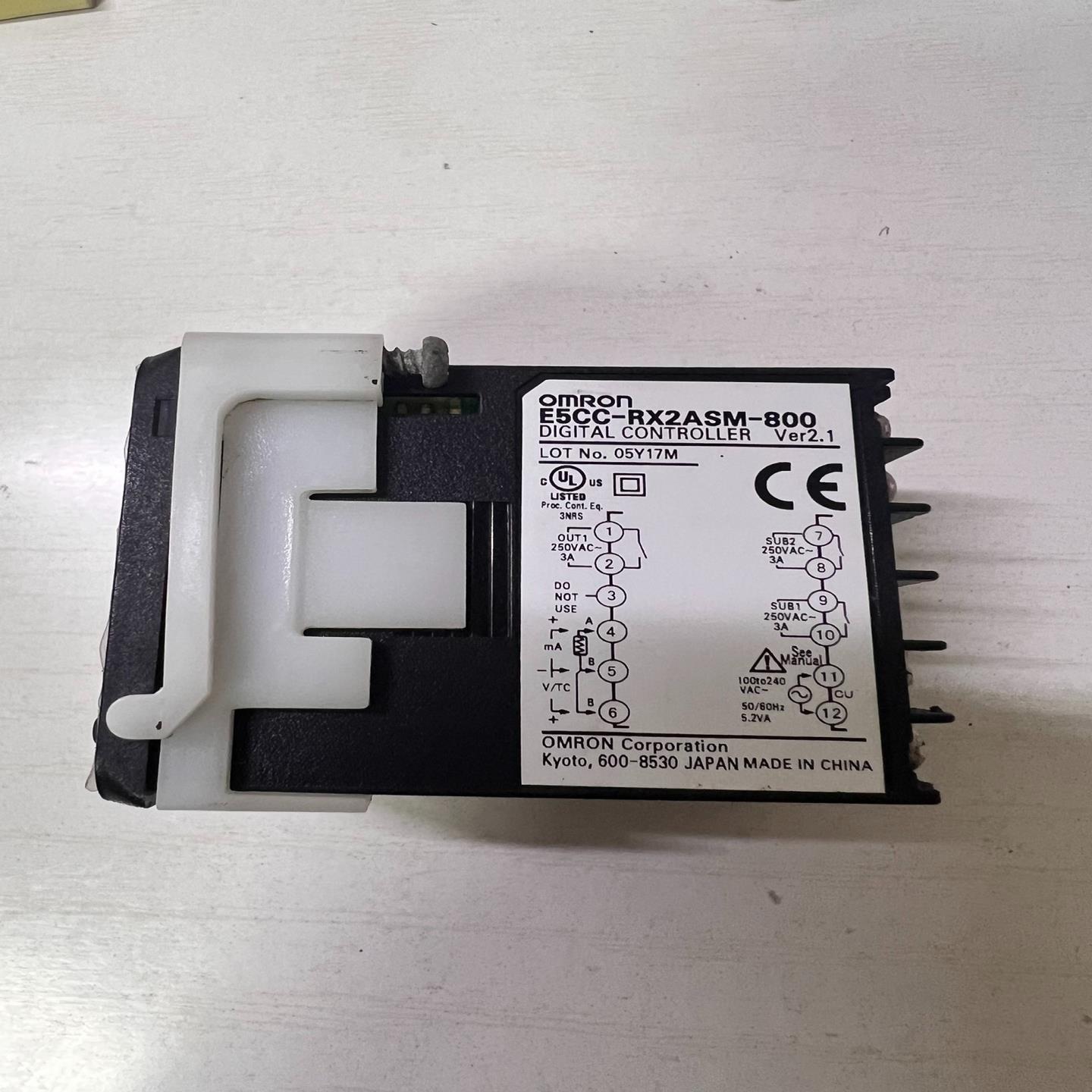 温控器 E5CC-RX2ASM-800  只有主体