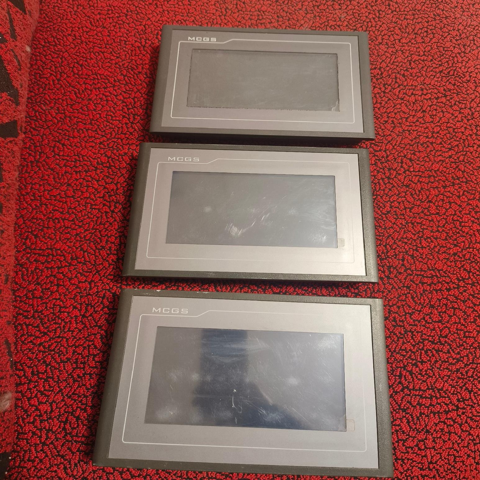 名称：MCGS昆仑通态触摸屏