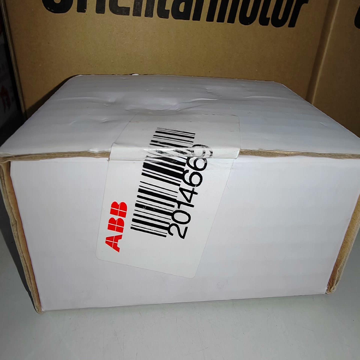 ABB安全继电器JSBR4/24V 全新