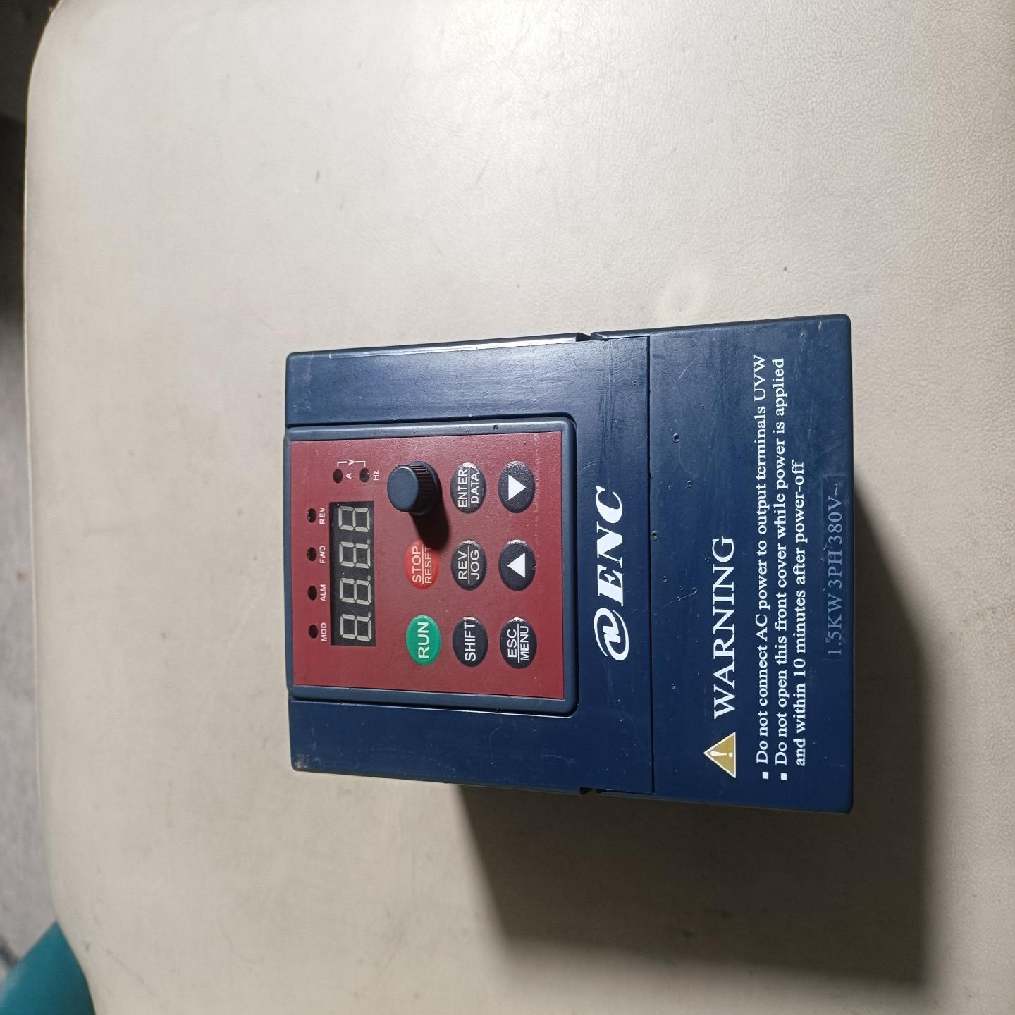 （设备配件）易能变频器EDS800-4T0015N  1.5KW，成色如