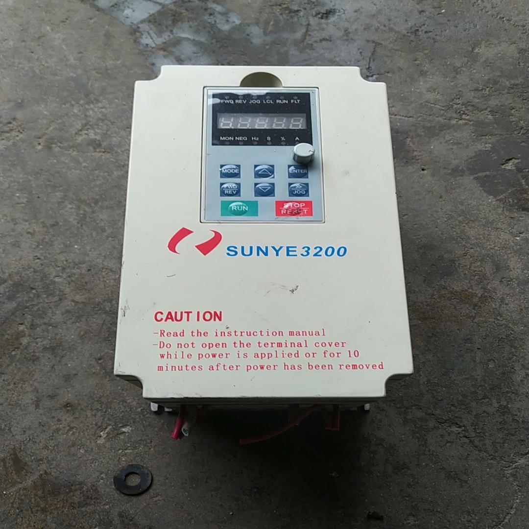 [德峰]日业3.7kw变频器，SY3200-G3R7