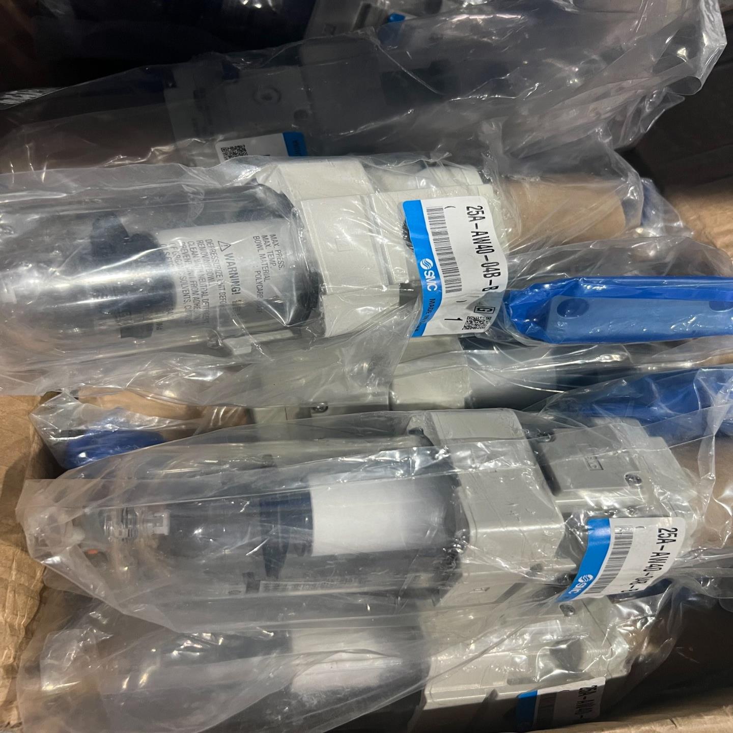 25A-AW40-04B-B  SMC全新正品