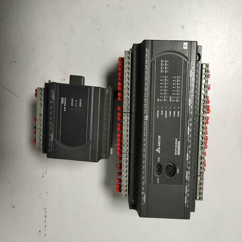 台达PLC货DVP40ES200R 和模块DVP02DA