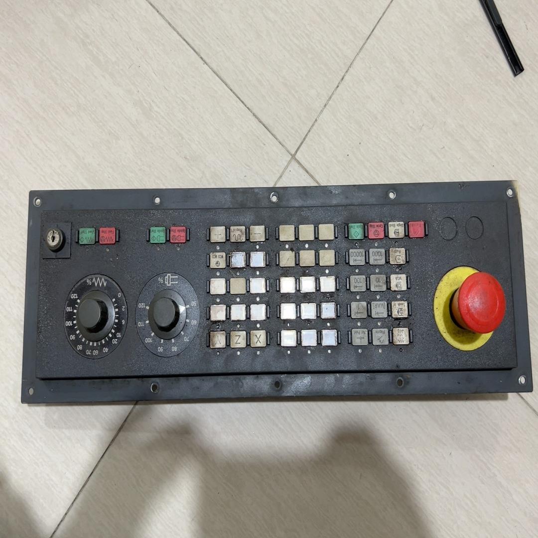 （设备配件）面板AD10AA06-FC52030，0-西门子