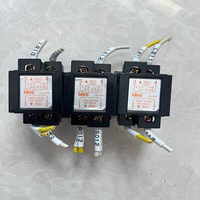 和泉小型变压器TWR-526三个，图片，需要