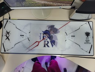 AM03无线魔毯替换鼠标垫耐脏玻璃电竞桌面 怒喵CYBERMAT