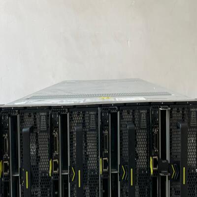 X6800刀片服务器/XH628V3 4个刀片 4个750W
