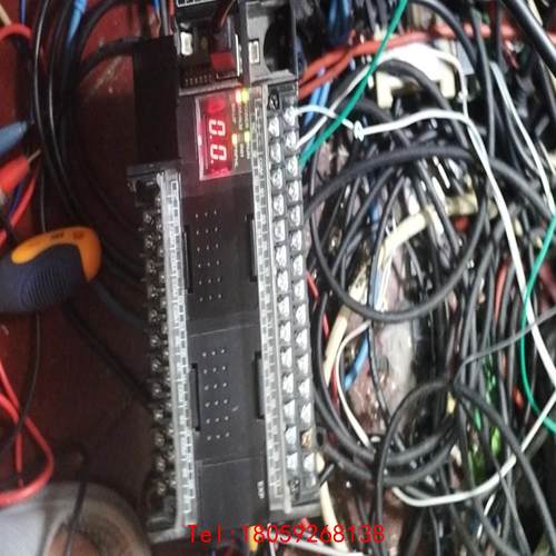 【非标价】欧姆龙晶体管式CP1H-X40DT1-D，功能包好点位正常外