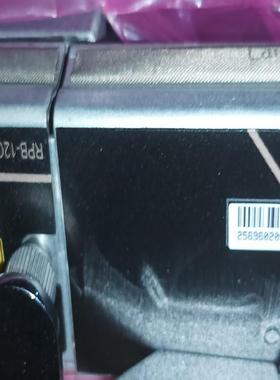 中兴T8000，T8K-PFU-20-A2母卡1张，带子卡R