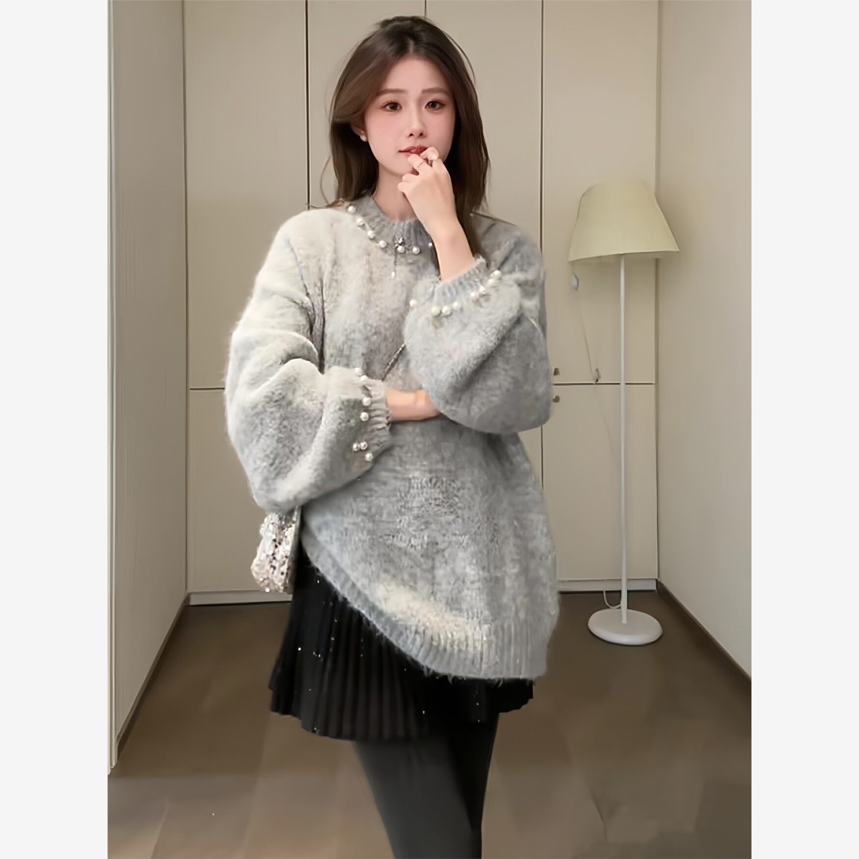 韩系温柔慵懒风钉珠圆领毛衣女秋冬新款宽松灰色针织衫高级感上衣