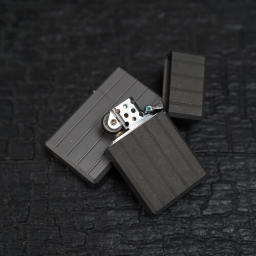 METEOR 火胄 钛合金煤油打火机 盔甲机 火露营户外 推牌 EDC - 封面