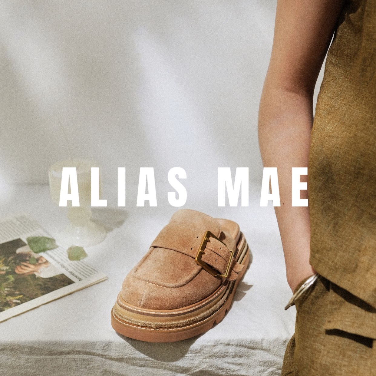 ALIASMAE真皮半拖塔扣包头新款