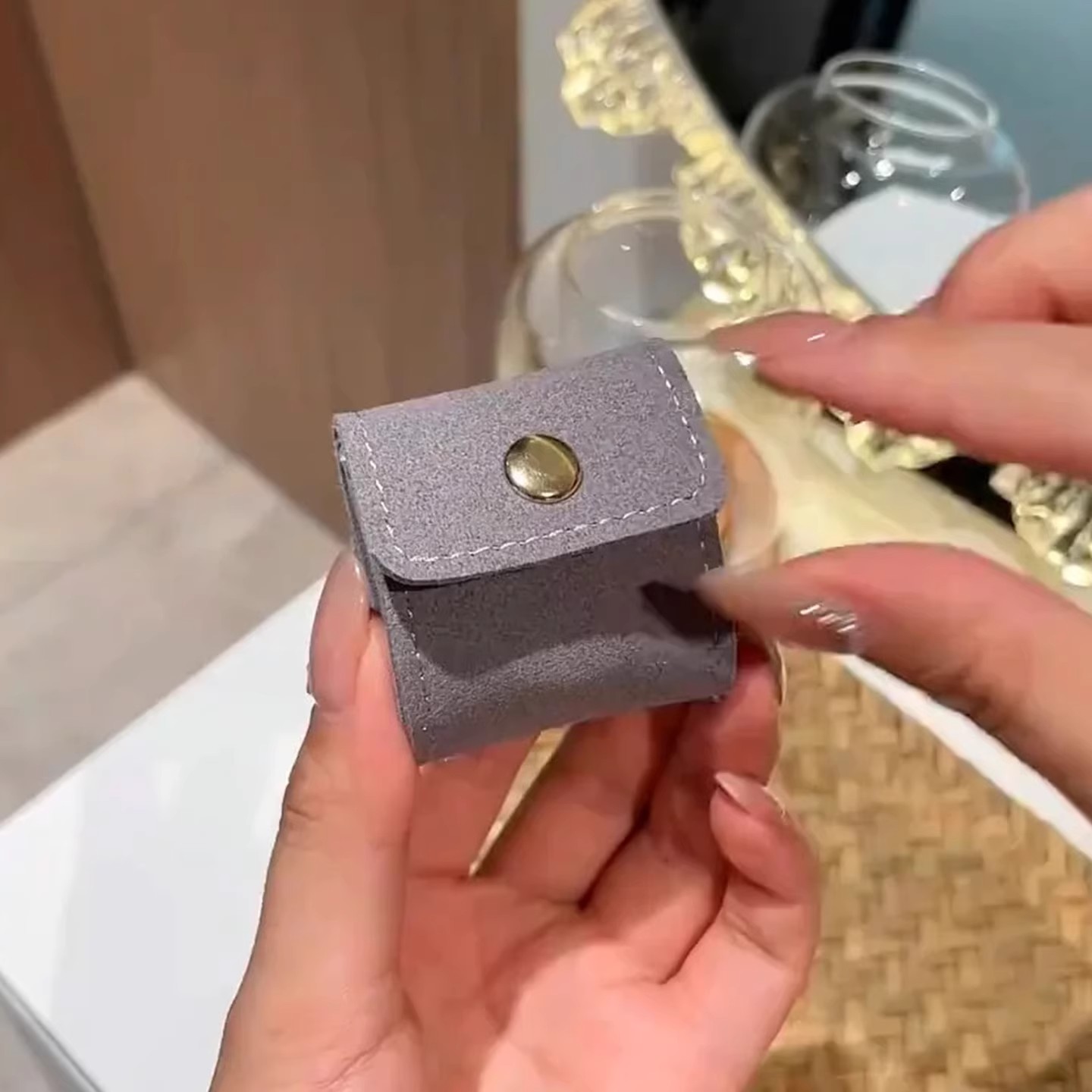 这个首饰包真好用！便携迷你首饰小收纳盒戒指项链耳钉环收纳神器