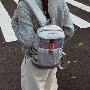 户外登山包运动双肩包女士旅游轻便爬山徒步旅行背包小型书包通勤