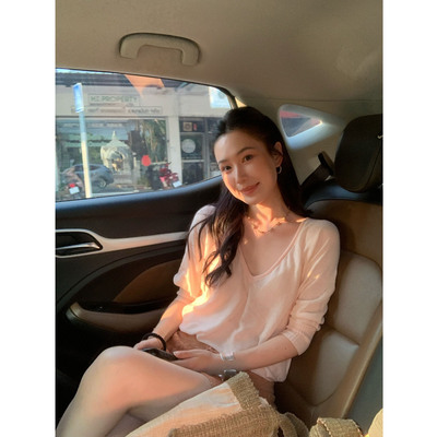 isaro uu 慵懒感大V领针织衫~雨露亚麻蝙蝠袖微透薄针织