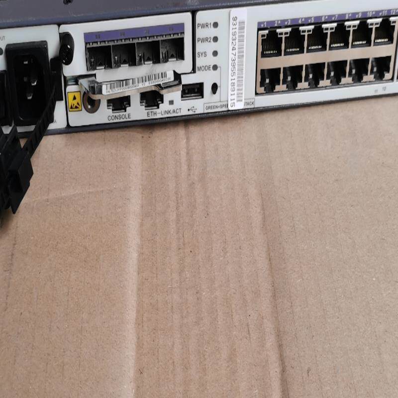 带4口千兆华为S5700-28C-HI三层交换机。双电源。无
