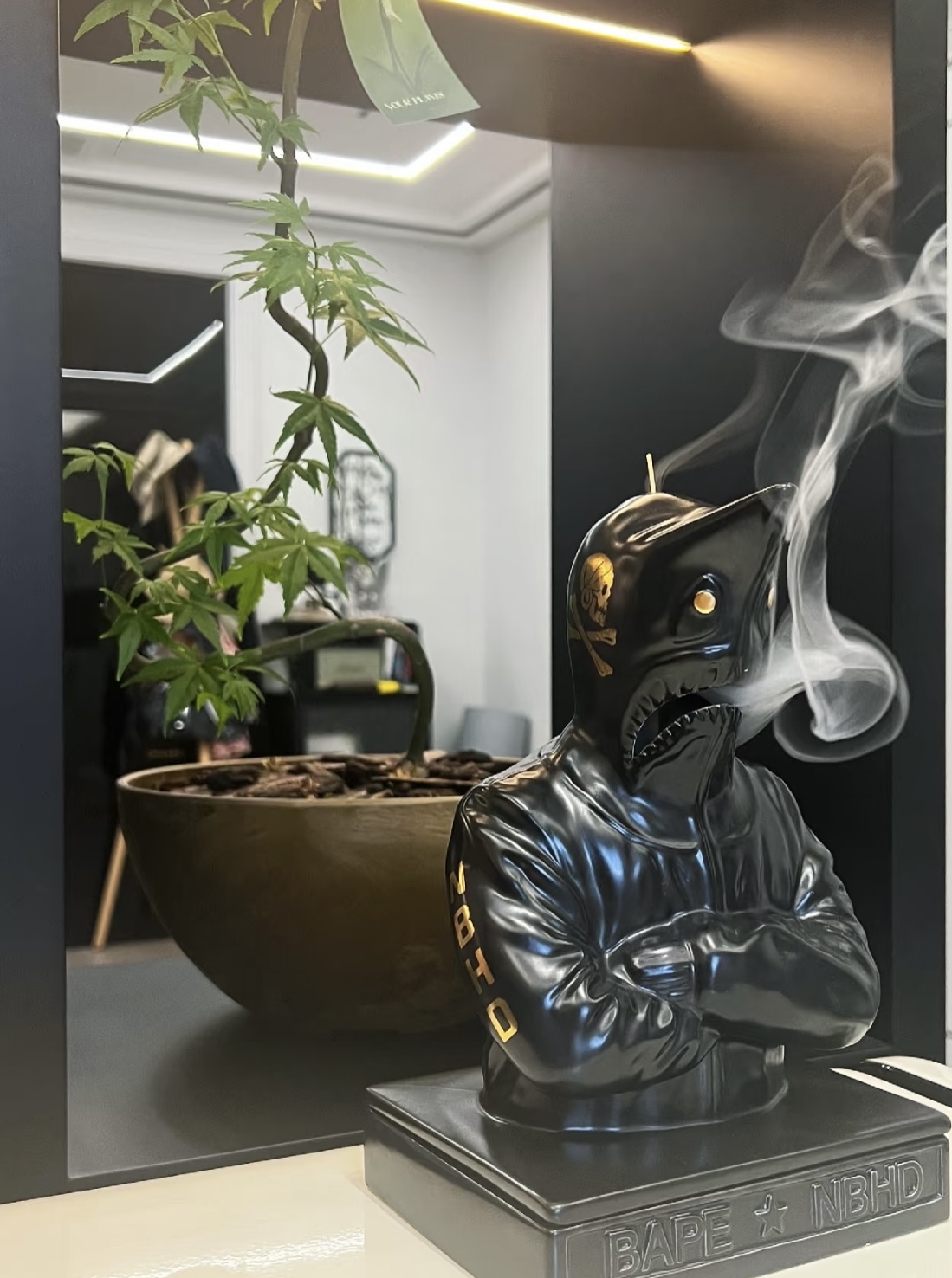 NEIGHBORHOOD BAPE鲨鱼头香炉潮牌联名款香薰炉桌面装饰摆件礼品