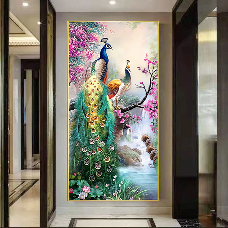 孔雀玄关装饰画入门竖版背景墙壁画轻奢中式走廊过道尽头挂画墙画图片