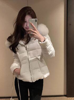 2024年娇俏美女洋气棉袄