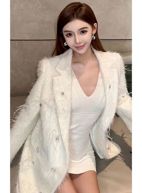 小香风白色西装毛呢外套女冬季新款名媛高级感大衣