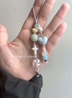 ins风冬日感雪花琉璃串珠挂链