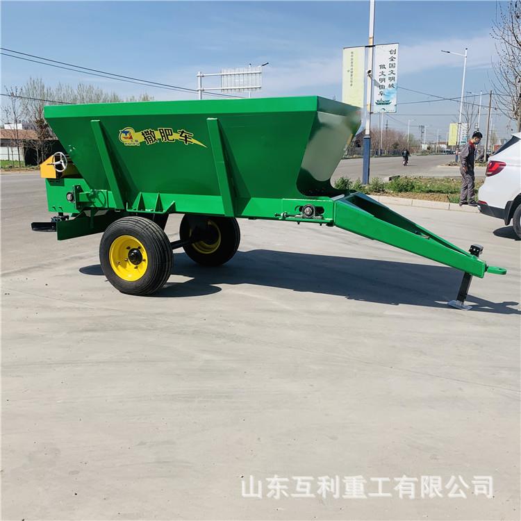 养殖场四轮撒粪车 果园有机肥颗粒肥撒肥机 柴油全自动撒肥车厂家