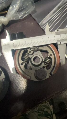 地钻配件蹄块挖坑机48F打孔机63cc打洞机红皮耐磨离合块离合器