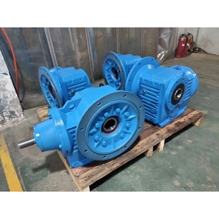 KM63C 紫光通用齿轮箱 KM50B 双曲面减速机 KM75B 斜齿减速机