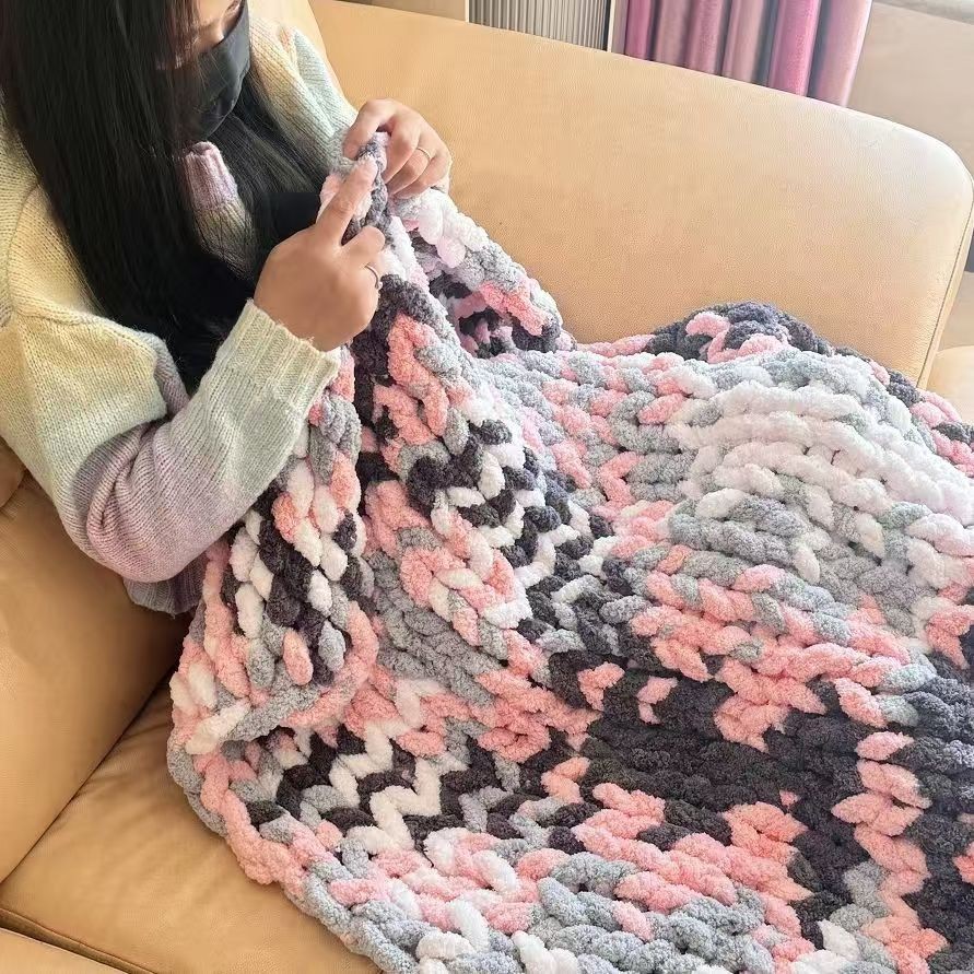 猫尾巴超粗手指围巾彩虹糖毛毯毛线团手工编织diy冰条线盖毯坐垫