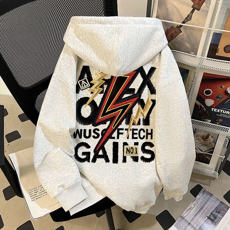 仿刺绣闪电字母印花复古连帽卫衣