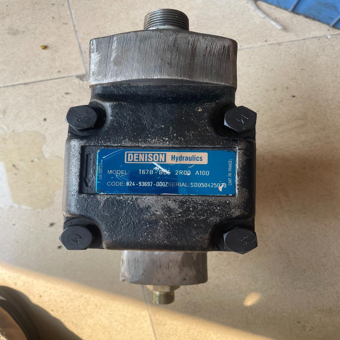 丹尼逊油泵T67B-B05 2R00 1A00