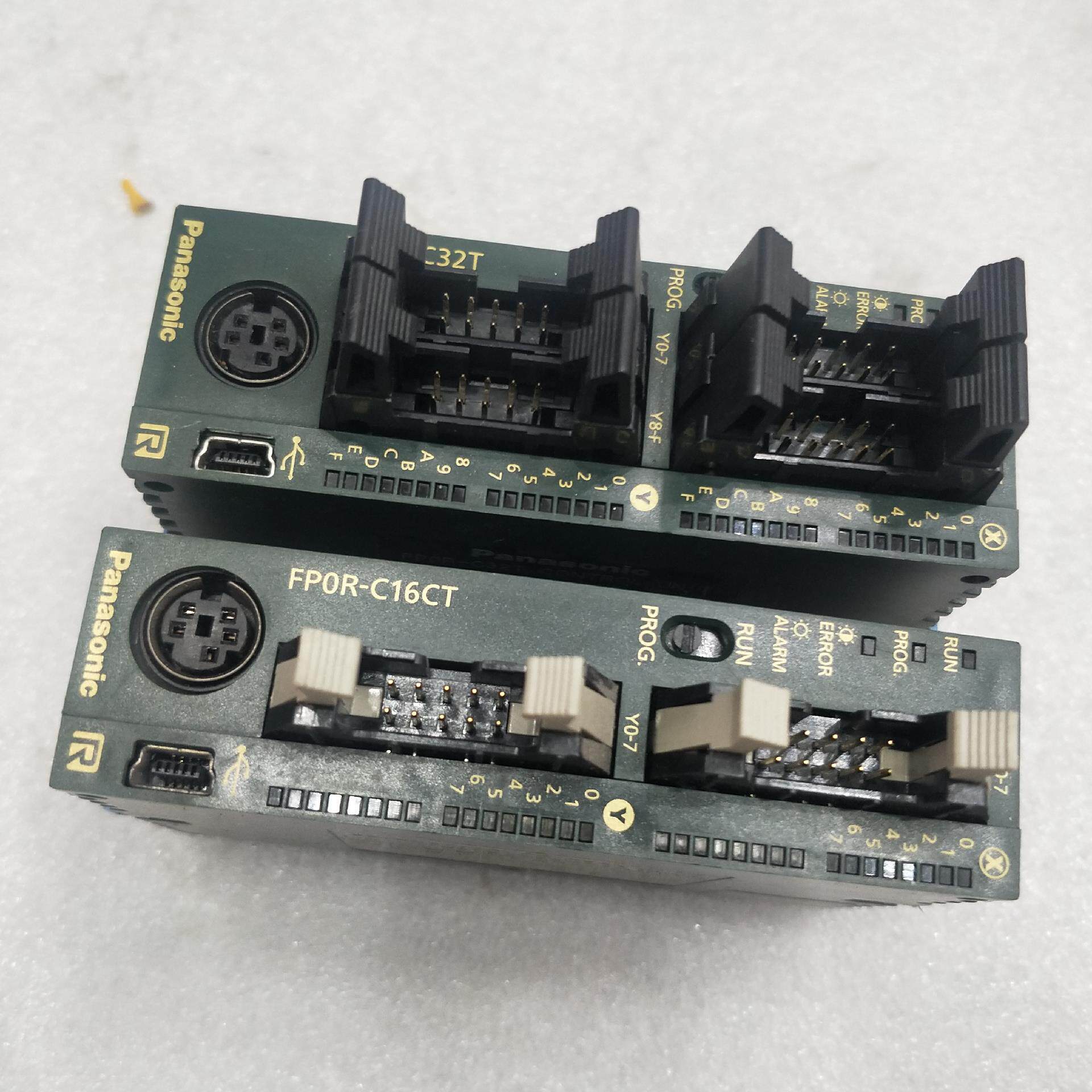 FP0R-C32T PLC   实图