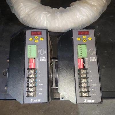 ST3D22100AE带数显的步进驱动器