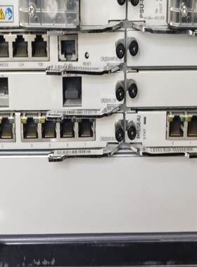 华为NE20E-S4 双主控 双交流电源 附件都在 业务板选