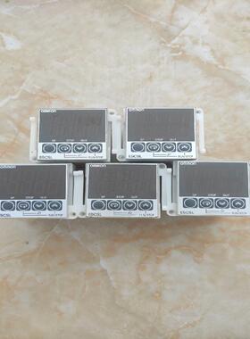 OMRON欧姆龙温控器E5CSL-RTC  5个