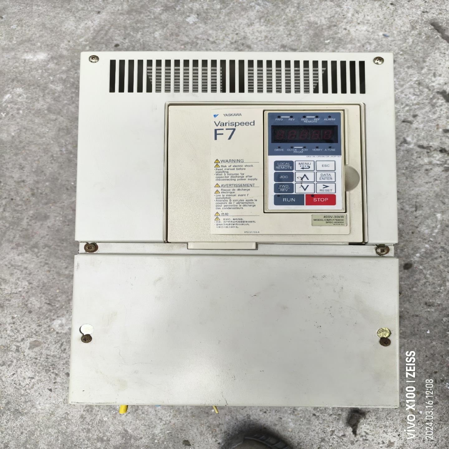 安川F7变频器30KW