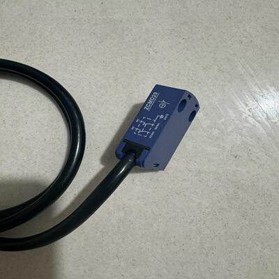 限位开关，型号:XCMD29 全新 不多