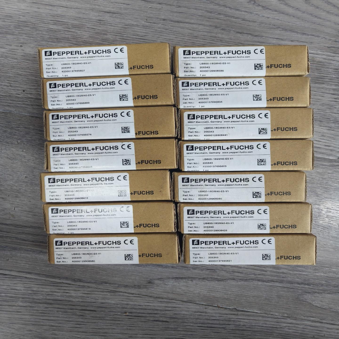 PF倍加福UB800-18GM40-E5-V1全新原装正品