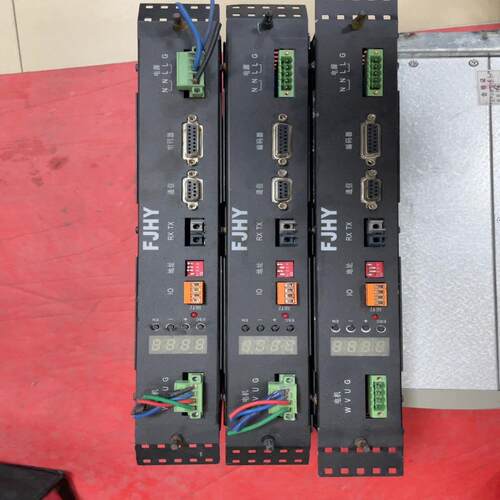 FJHY 交流伺服驱动器 SVB-15E40GA 下来功