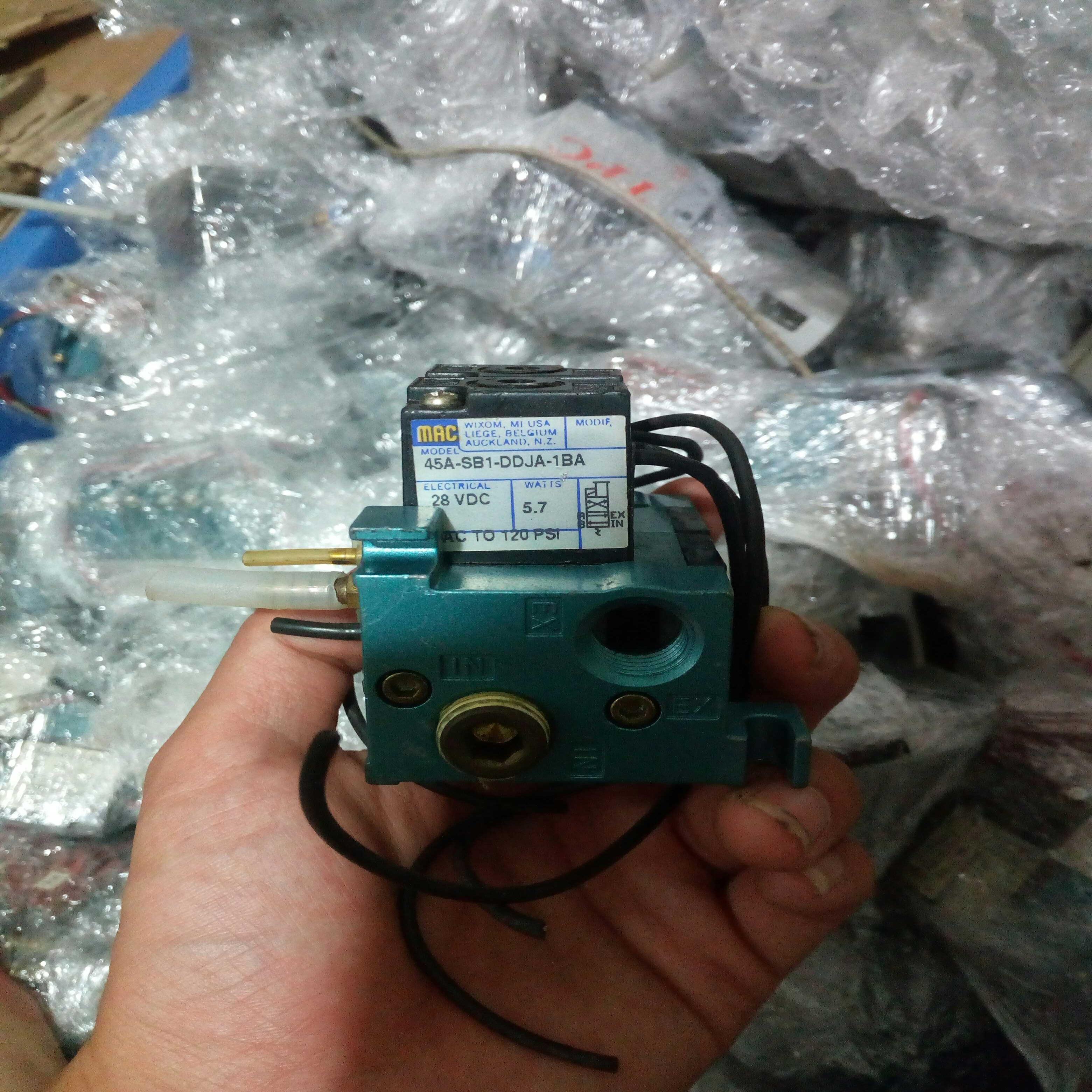 MAC电磁阀45A-SB1-DDJA-1BA、45A-SB2-DDJA-1BA,28VDC议价