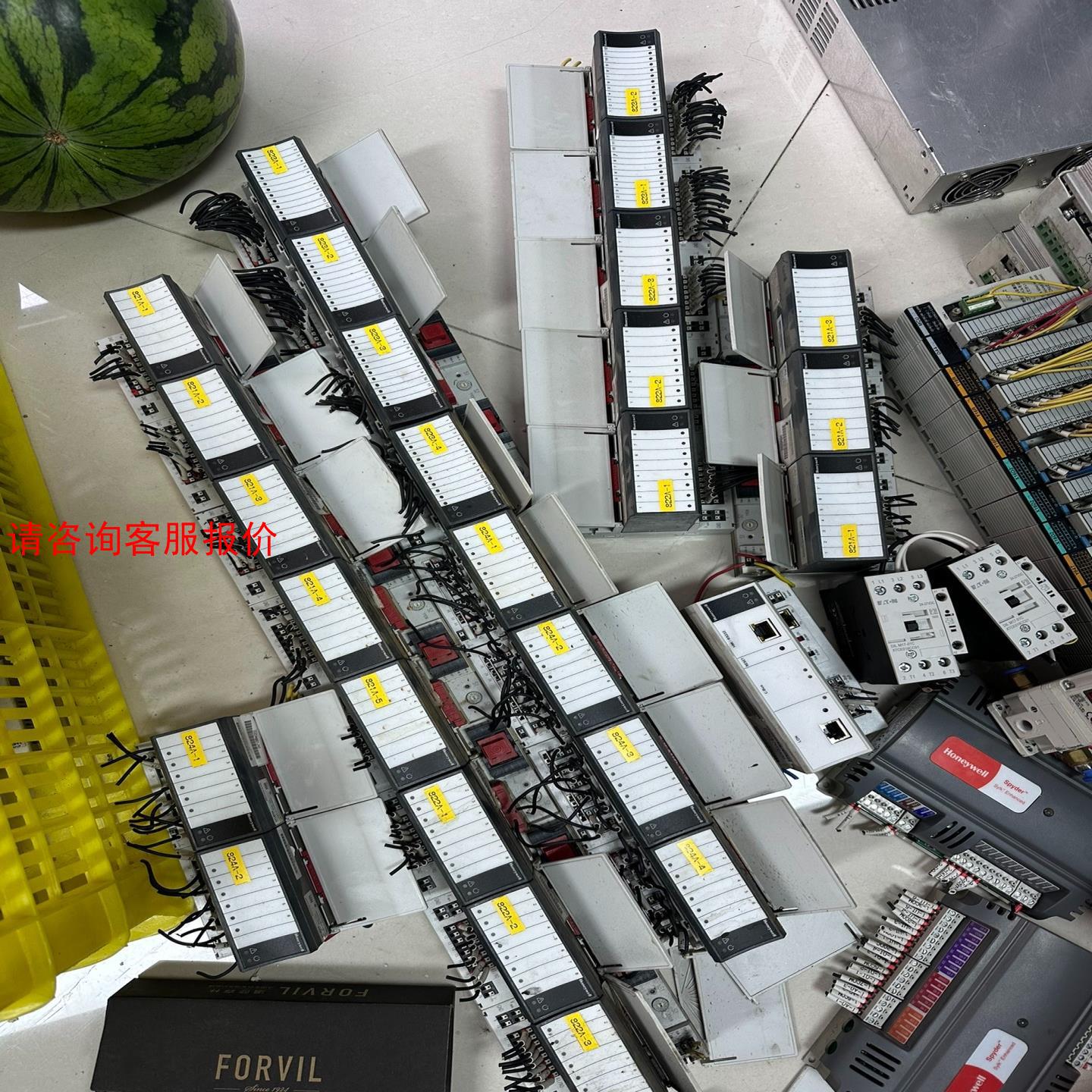 霍尼韦尔XCL8010A控制器，带模块XFL824A  22