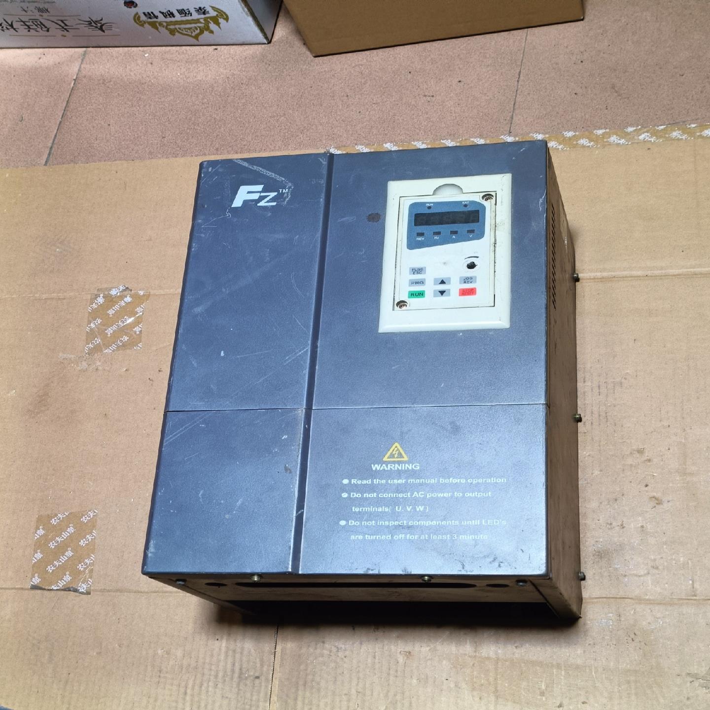 飞兆变频器30KW FG-40300P，图片实物拍摄，功能包
