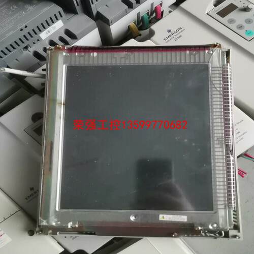 【荣强工控】NS10-TV01  上电成色如图  壳子有点破损
