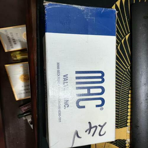 出售MAC原装正品电磁阀，811C-PM-591JM-1议价