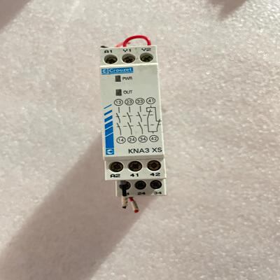 （设备配件）继电器 拆机 如图所示成色KNA3Crouzet功能正常XS