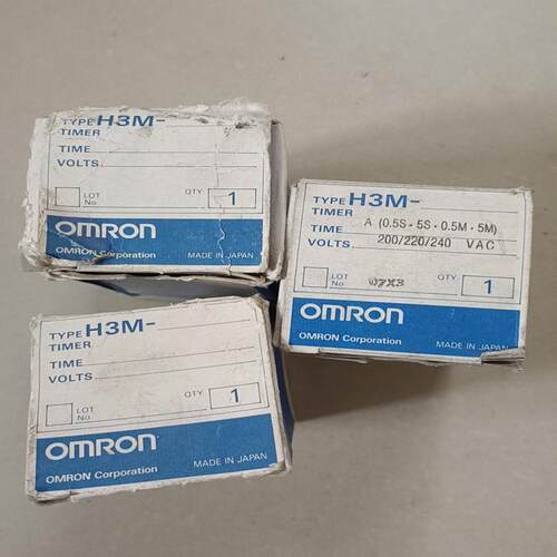 时间继电器 H3M－A  Av220V  共3只，