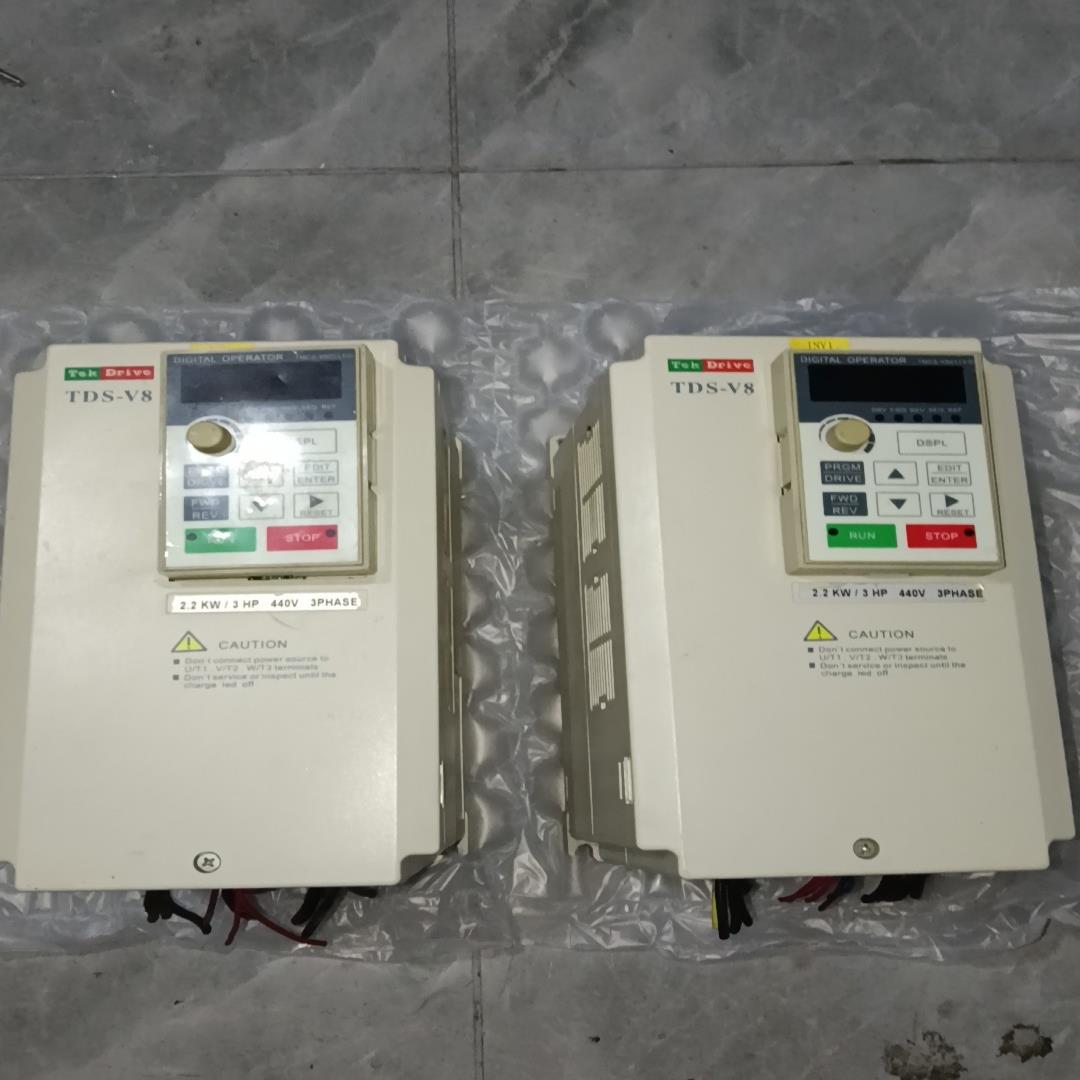 台湾东达变频器 TDS-V8-H2P2F 三相380伏 2.