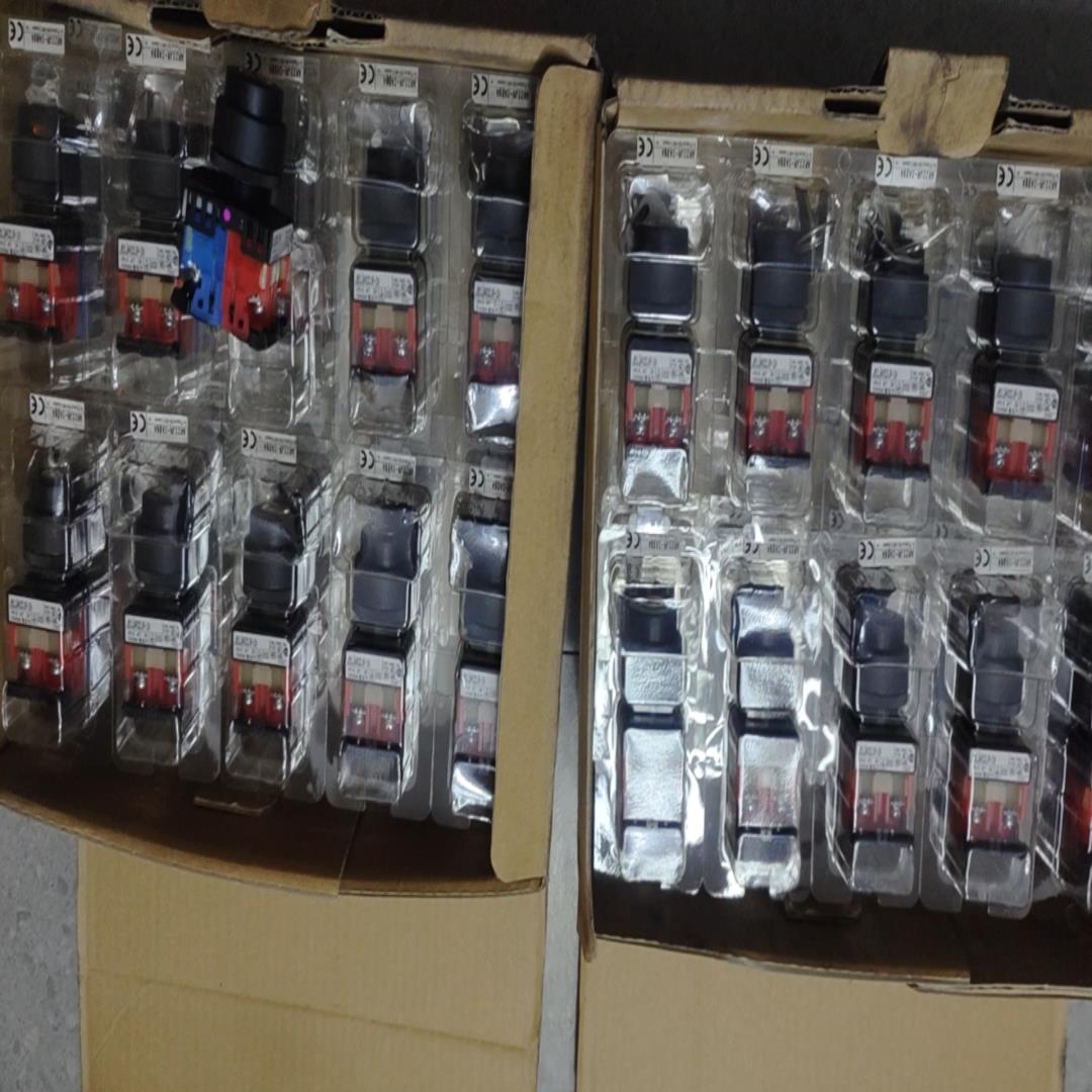 AR系列富士钥匙选择开关 AR22JR-2A,触点结构:一开